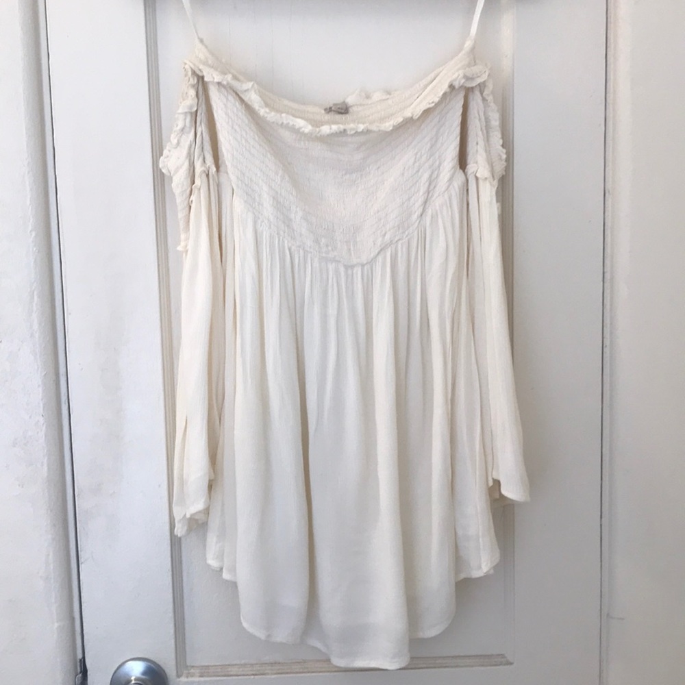 Dress - Urban Outfitters - M - Off the shoulder